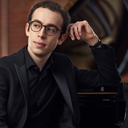 Nicolas Namoradze